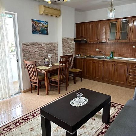 Cozy Apartment In The City Center Shkoder Bagian luar foto